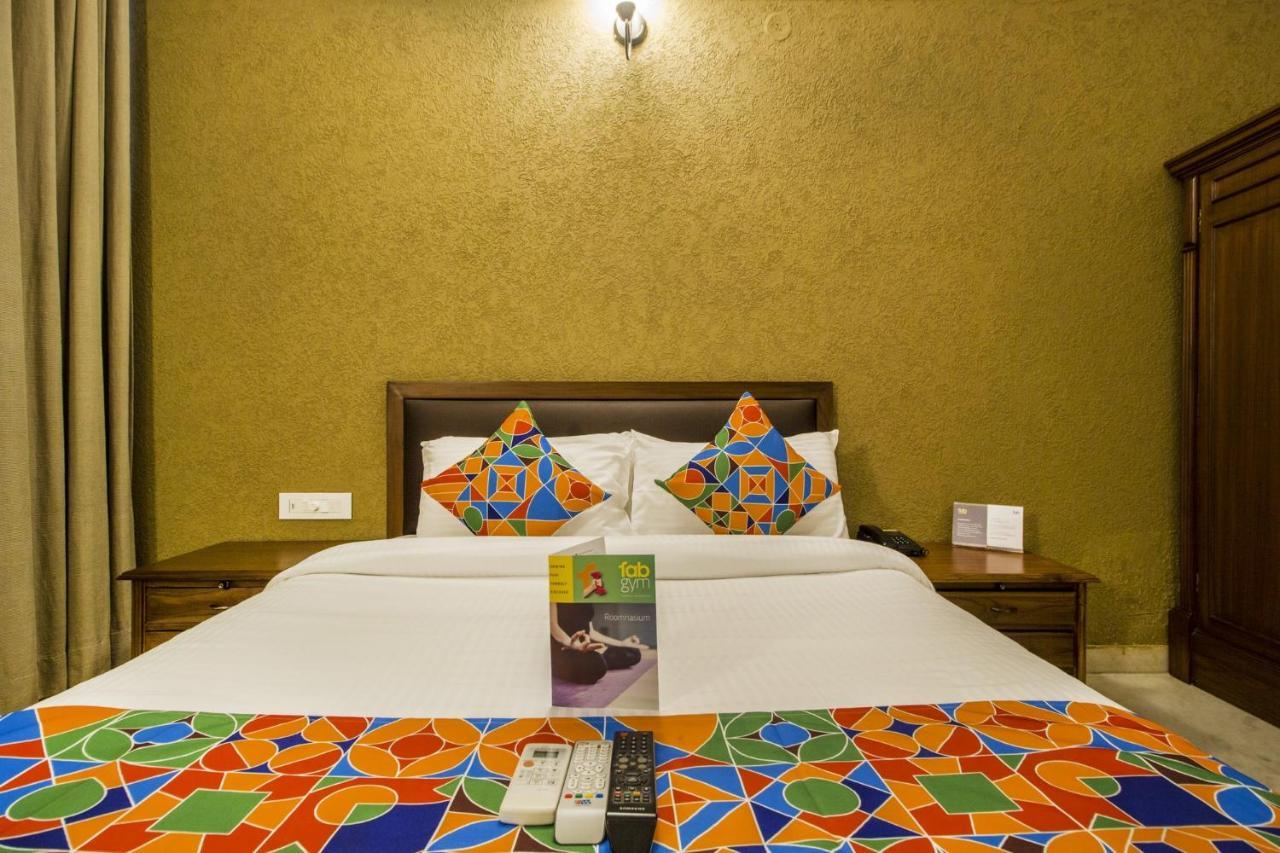 Fabhotel Sheronz Piccadily Chowk Chandigarh Exterior photo